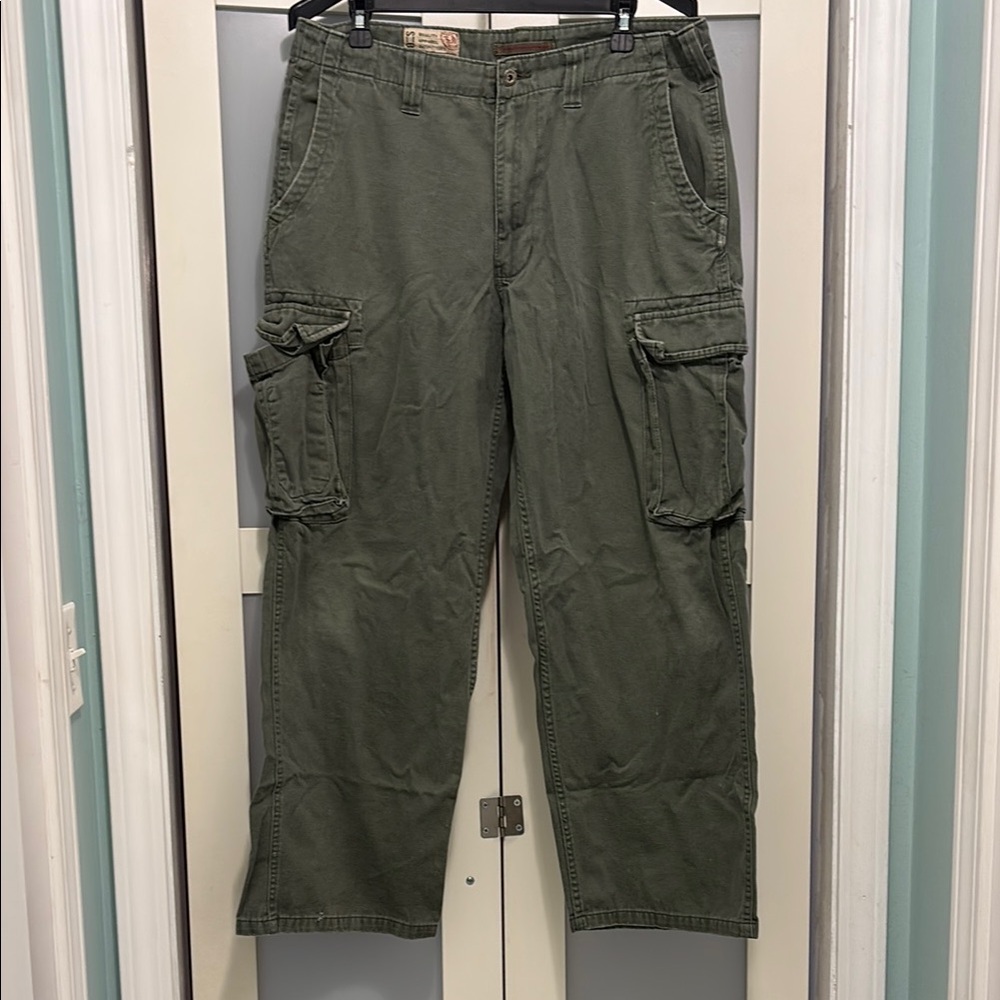 Men's Quality Apparel Outfitters Green Cargo Pants